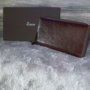 MyBitti Brown Travel Leather Wallet